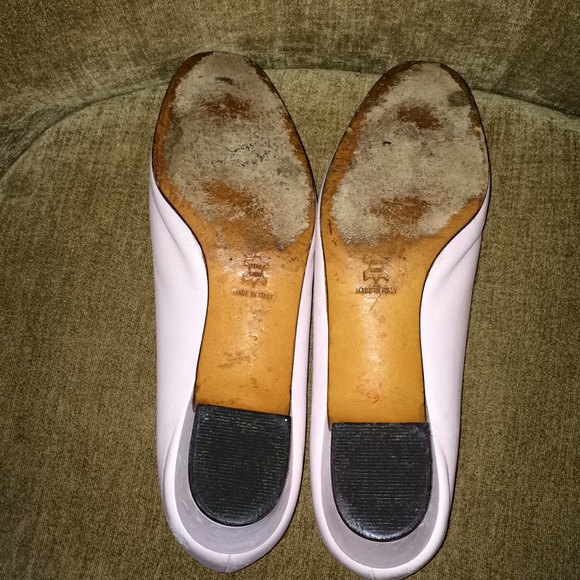 Ballerina styled bow shoes by Ferragamo - Picture 5 of 7